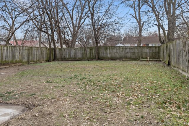 116 11th Avenue NW, Ardmore, OK 73401