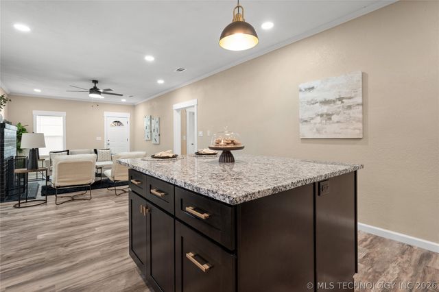 116 11th Avenue NW, Ardmore, OK 73401