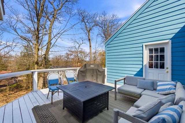 926 Sauganash DRIVE, Fontana, WI 53125