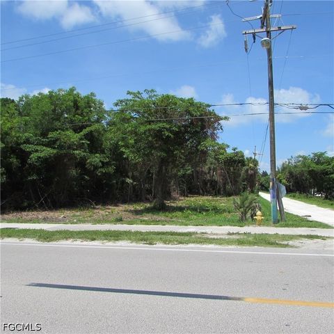14901 Stringfellow RD, Bokeelia, FL 33922