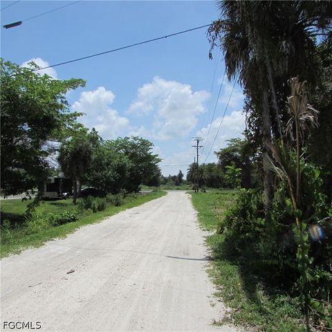 14901 Stringfellow RD, Bokeelia, FL 33922