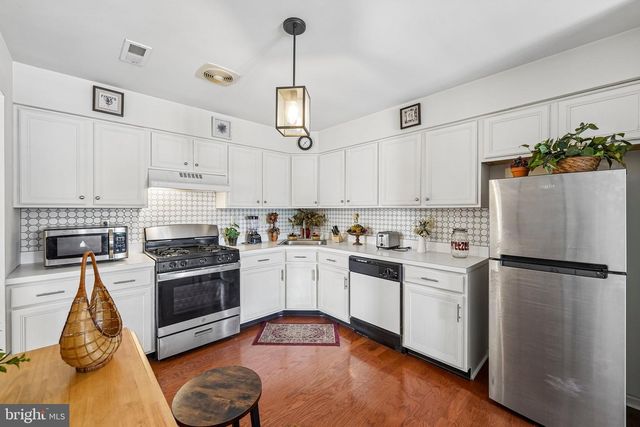 348 BLUESTONE CT, Collegeville, PA 19426