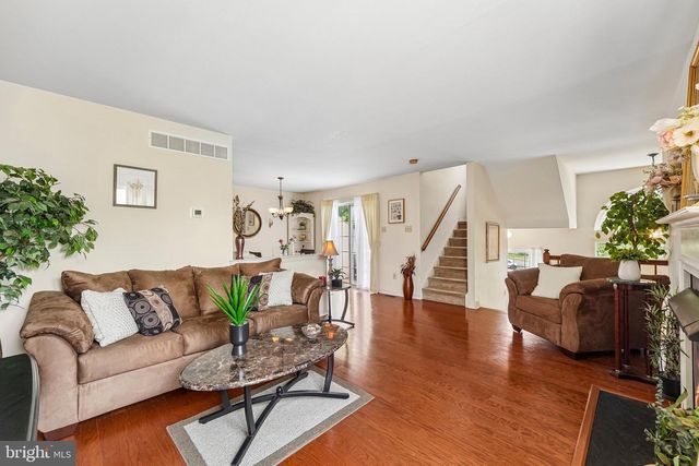 348 BLUESTONE CT, Collegeville, PA 19426