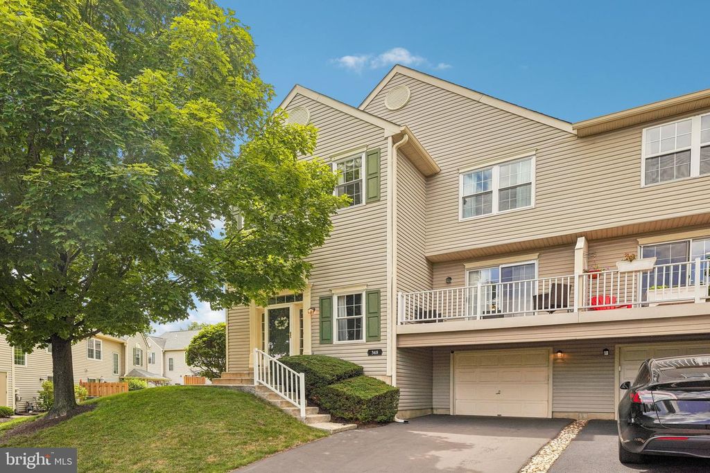 348 BLUESTONE CT, Collegeville, PA 19426