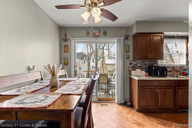 4306 Elizabeth Street, Wayne, MI 48184