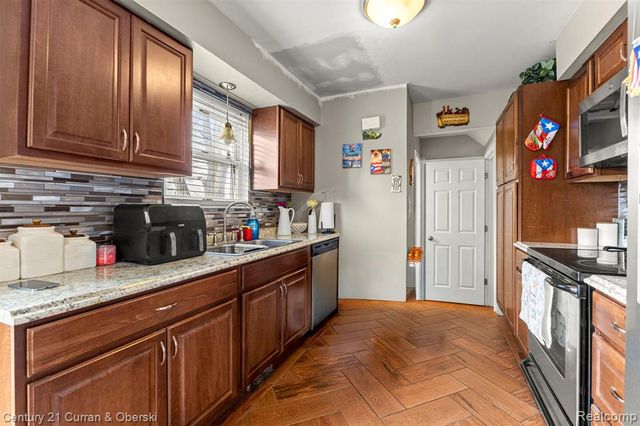 4306 Elizabeth Street, Wayne, MI 48184