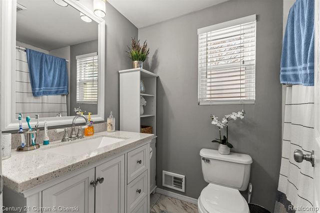 4306 Elizabeth Street, Wayne, MI 48184