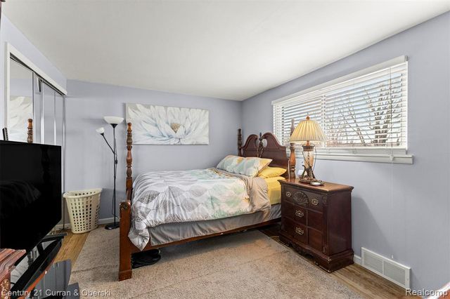 4306 Elizabeth Street, Wayne, MI 48184