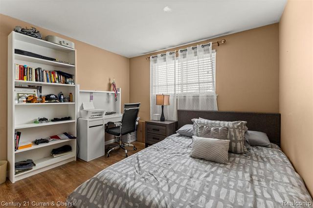 4306 Elizabeth Street, Wayne, MI 48184