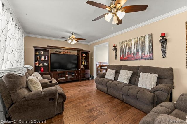 4306 Elizabeth Street, Wayne, MI 48184