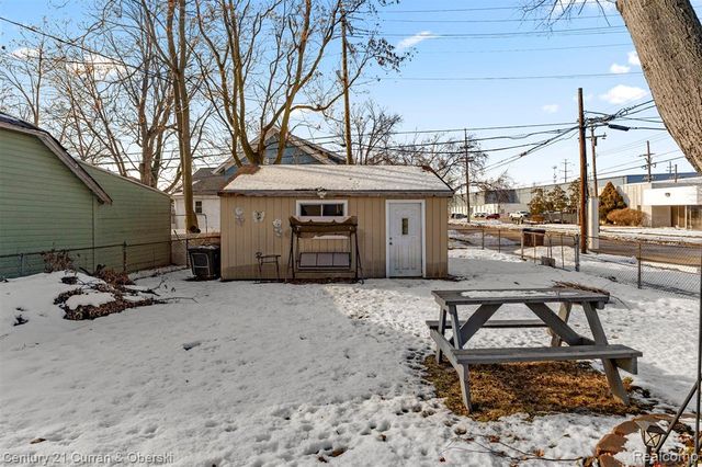 4306 Elizabeth Street, Wayne, MI 48184