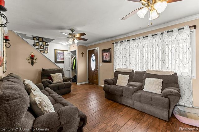 4306 Elizabeth Street, Wayne, MI 48184