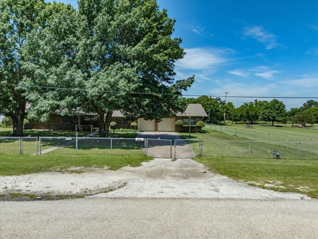 7642 Tx-175, Montague, TX 76251