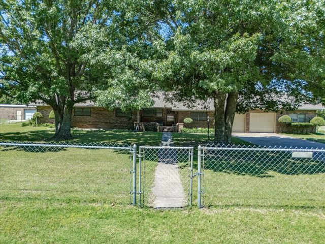 7642 Tx-175, Montague, TX 76251