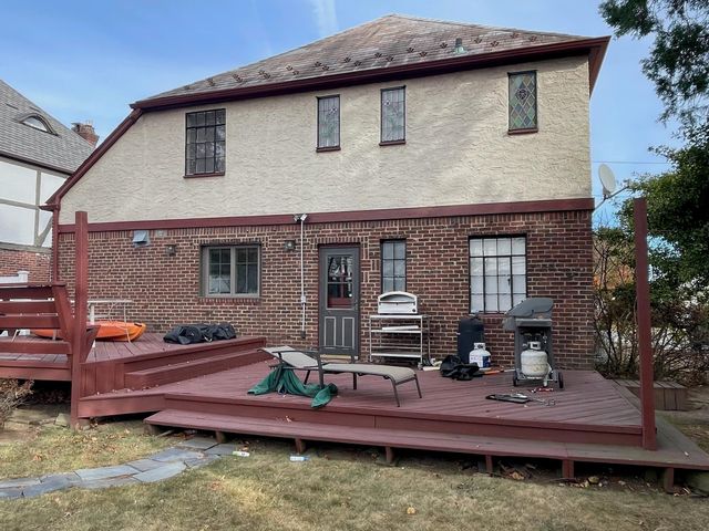 281 Kilburn Road S, Garden City South, NY 11530