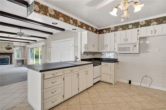 629 Neptune Way, St. Simons Island, GA 31522