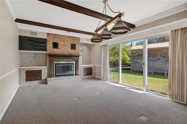 629 Neptune Way, St. Simons Island, GA 31522