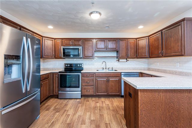 575 Sunview Circle, Derry Twp, PA 15650