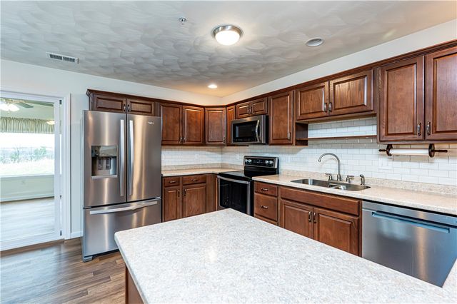 575 Sunview Circle, Derry Twp, PA 15650