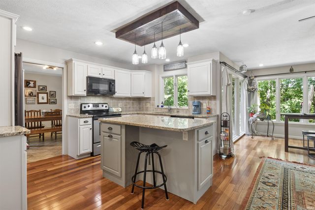 25 Excalibur Court, Lafayette, IN 47905