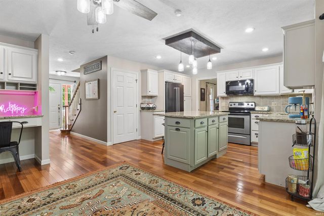 25 Excalibur Court, Lafayette, IN 47905