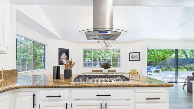 767 Rocky Hill Rd, Murphys, CA 95247