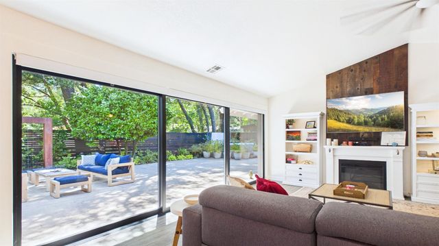 767 Rocky Hill Rd, Murphys, CA 95247