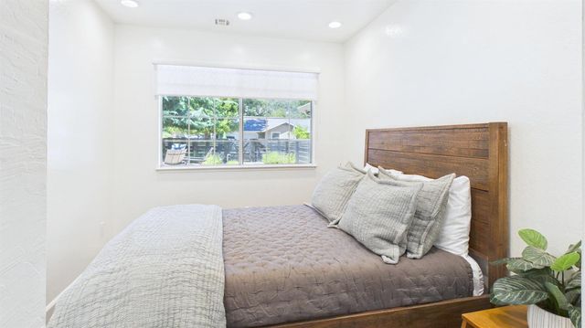 767 Rocky Hill Rd, Murphys, CA 95247