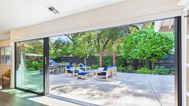 767 Rocky Hill Rd, Murphys, CA 95247