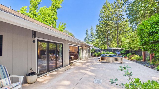 767 Rocky Hill Rd, Murphys, CA 95247
