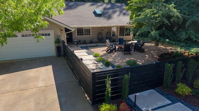 767 Rocky Hill Rd, Murphys, CA 95247