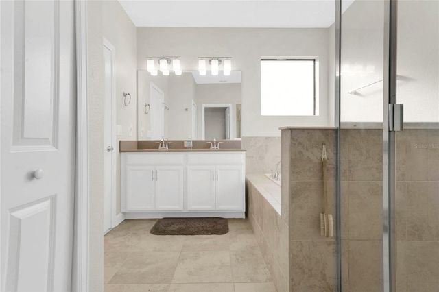 1208 PAYNE STEWART DRIVE, Davenport, FL 33896