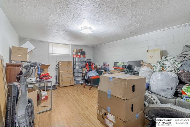 4517 Izard Street, Omaha, NE 68132
