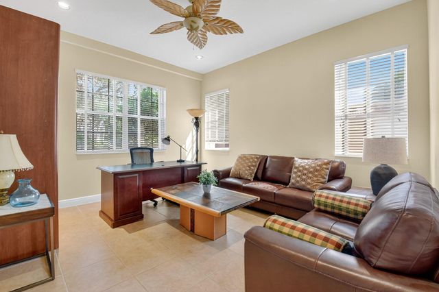 9826 Via Amati, Lake Worth, FL 33467