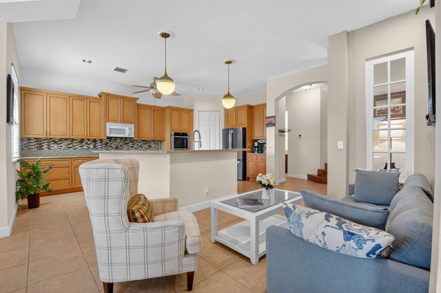 9826 Via Amati, Lake Worth, FL 33467