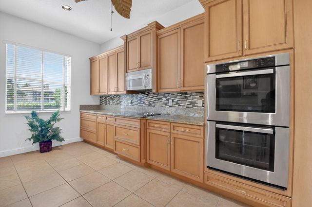 9826 Via Amati, Lake Worth, FL 33467