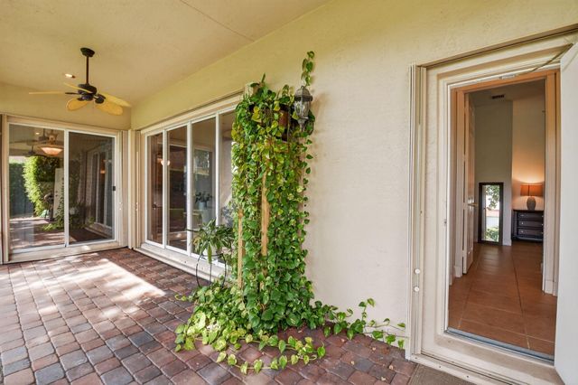 9826 Via Amati, Lake Worth, FL 33467