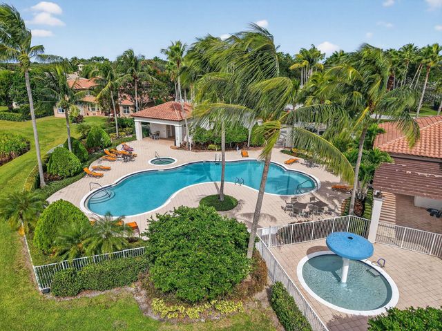 9826 Via Amati, Lake Worth, FL 33467