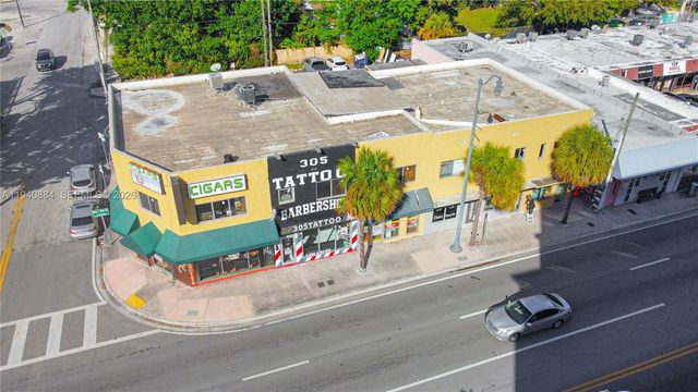 3471 SW 8th St, Miami, FL 33135