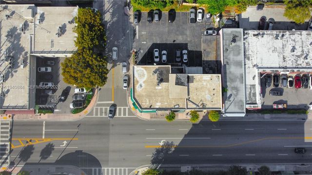 3471 SW 8th St, Miami, FL 33135