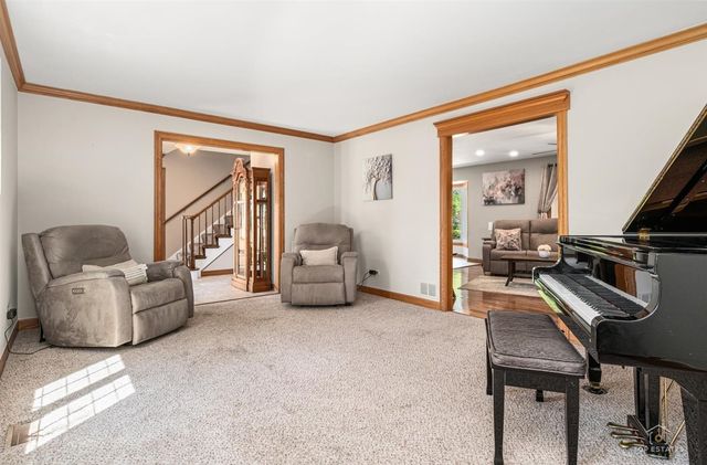 22256 W Cambridge Drive, Kildeer, IL 60047