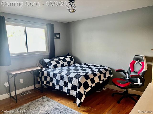 1465 S Norma Street, Westland, MI 48186