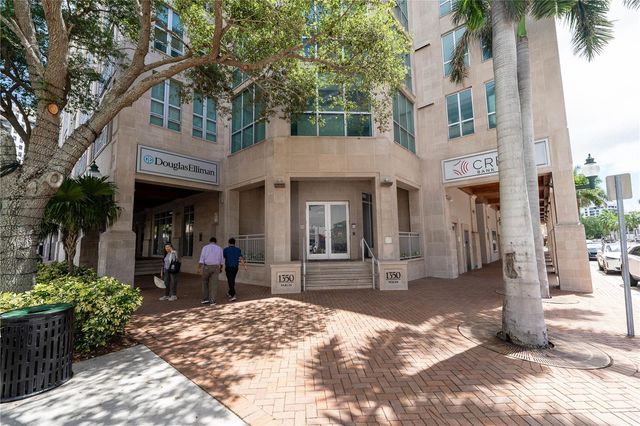 1350 MAIN STREET 200, Sarasota, FL 34236