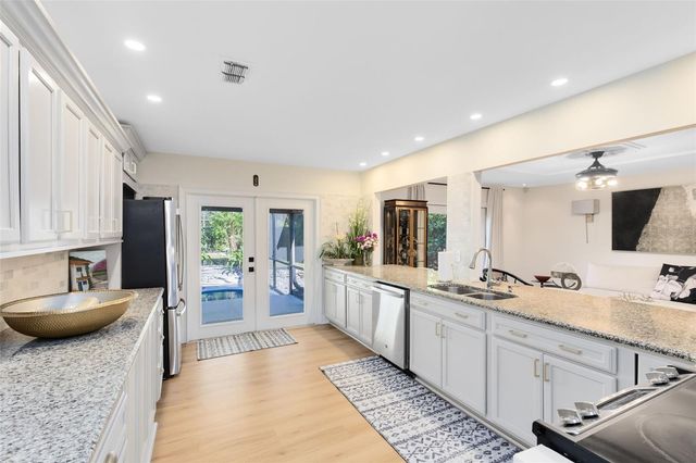 404 CHARLESWOOD AVENUE, Orlando, FL 32825