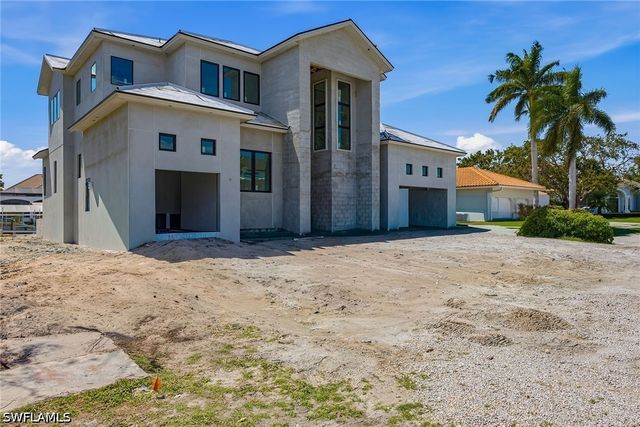 1790 Maywood CT, Marco Island, FL 34145