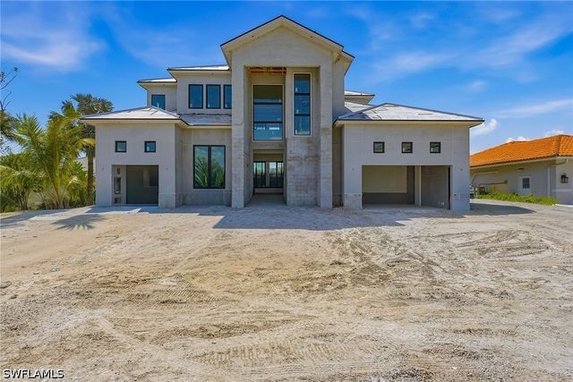 1790 Maywood CT, Marco Island, FL 34145