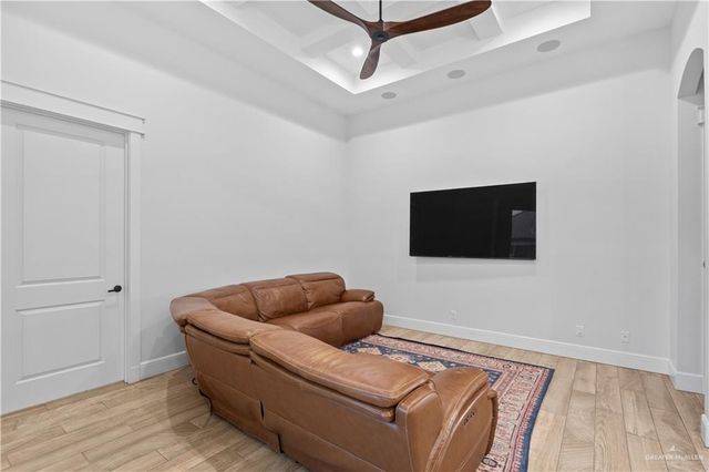 2504 Tulip Avenue, Mission, TX 78574