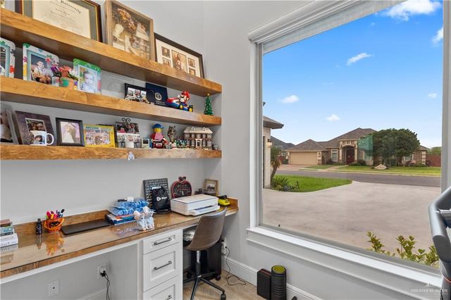 2504 Tulip Avenue, Mission, TX 78574