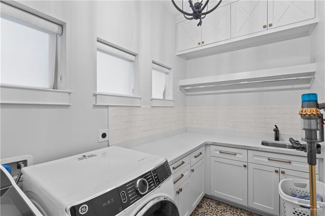 2504 Tulip Avenue, Mission, TX 78574