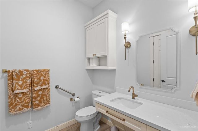 2504 Tulip Avenue, Mission, TX 78574